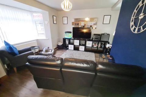 17 Ashurst Avenue, Manchester, M11 4FP