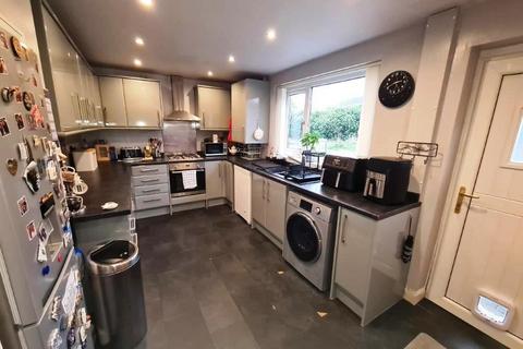 17 Ashurst Avenue, Manchester, M11 4FP