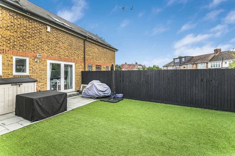 9 Hazlitt Close, Feltham, TW13 6QU