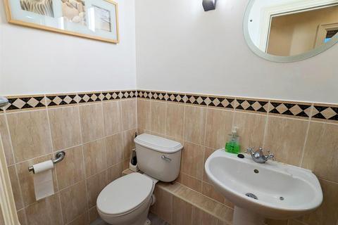 2 bedroom flat for sale, Britannic Park, Yew Tree Road, Birmingham B13