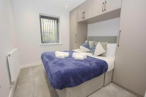 3 bedroom apartment to rent, The Hyde, London, NW9