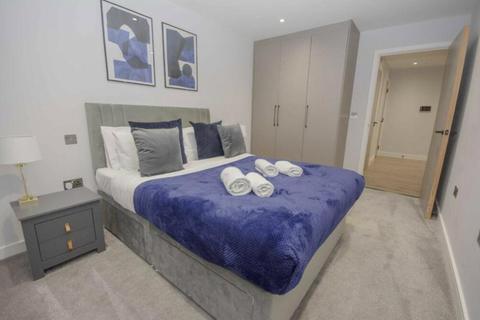 3 bedroom apartment to rent, The Hyde, London, NW9