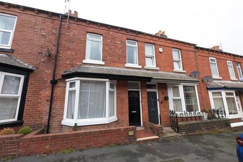 3 bedroom terraced house for sale, Moorland Road, Scarborough