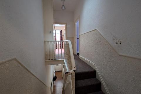 3 bedroom terraced house for sale, Moorland Road, Scarborough