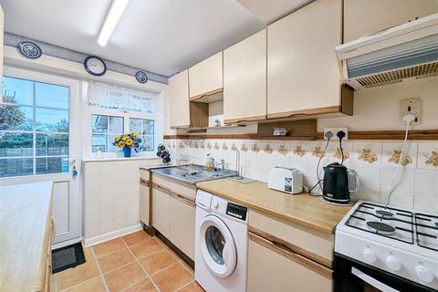 3 bedroom end of terrace house for sale, Leighwood Close, Ryde, PO33 2UR