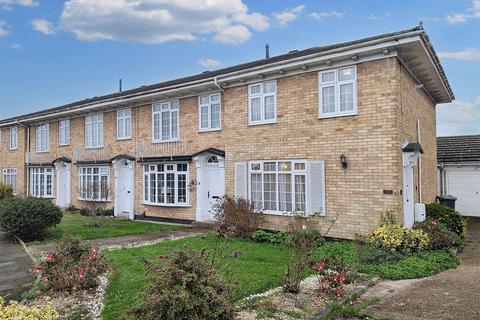 3 bedroom end of terrace house for sale, Leighwood Close, Ryde, PO33 2UR