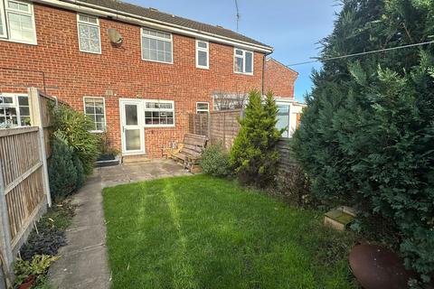 2 bedroom terraced house to rent, Vavasour Court, Copmanthorpe, YO23