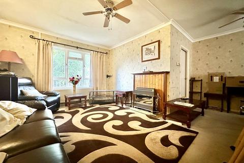 15 Bazeley Road, Matson, Gloucester, GL4 6JB
