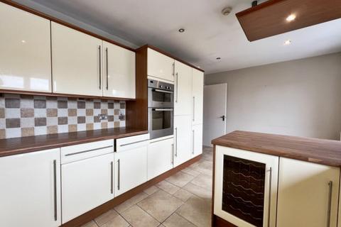 3 bedroom apartment to rent, 62 Derby road, Douglas, IM2 3EN