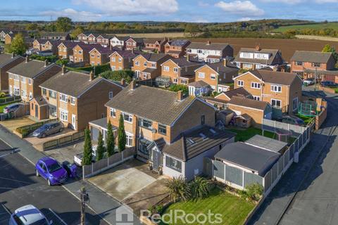 2 Hills Close, Sprotbrough, Doncaster, DN5 7NW