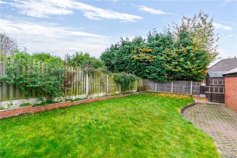 4 bedroom semi-detached house for sale, Otley Old Road, Leeds, West Yorkshire, LS16