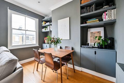 1 bedroom flat for sale, Nutcroft Road, Peckham, London, SE15