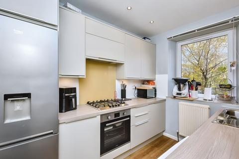 2 bedroom ground floor flat for sale, 25/1 Hutchison Place, Edinburgh, EH14 1QJ