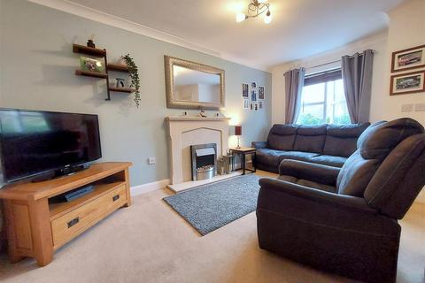 2 bedroom end of terrace house for sale, The Osiers, Stourport-On-Severn