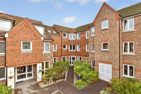 1 bedroom flat for sale, London Road, Redhill, Surrey