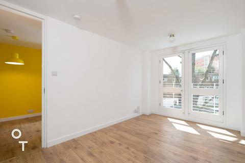 2 bedroom flat to rent, Grafton Road, NW5