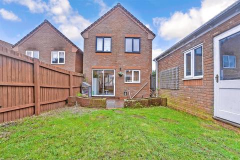 3 bedroom detached house for sale, Pipit Meadow, Uckfield, East Sussex