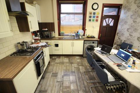 2 bedroom terraced house to rent, Industry Road, Cronkeyshaw, Rochdale