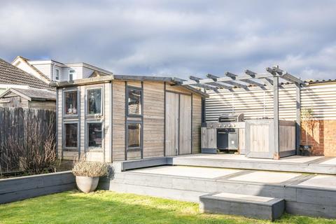 3 Gorham Way, Telscombe Cliffs, Peacehaven, BN10 7BA