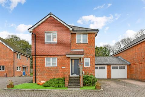 4 bedroom detached house for sale, Horndean, Hampshire