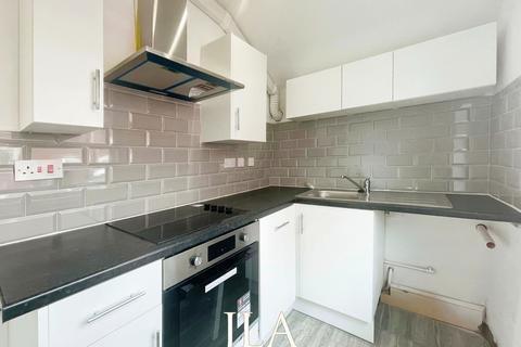 2 bedroom flat to rent, Leicester LE2