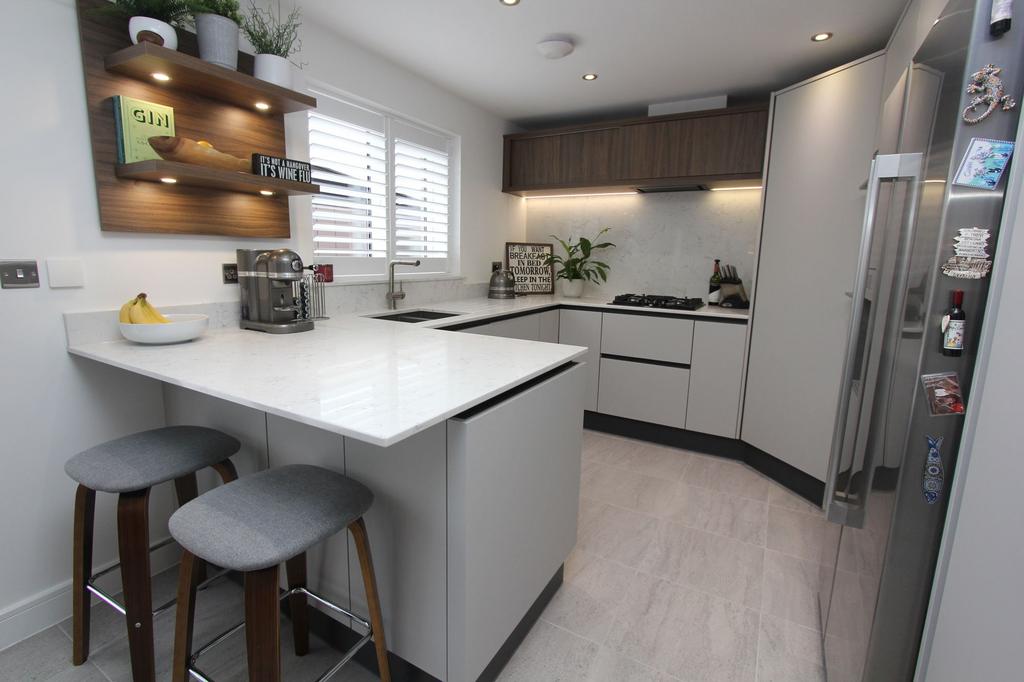 Kitchen/ Dining Room