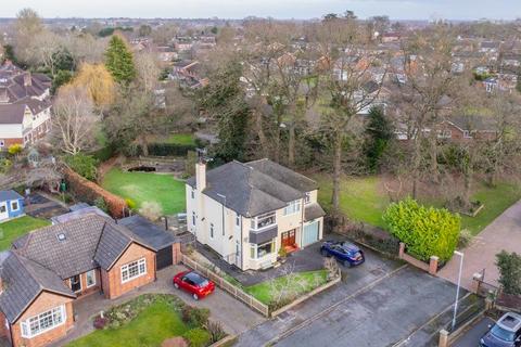 4 bedroom detached house for sale, Towers Close, Crewe CW2