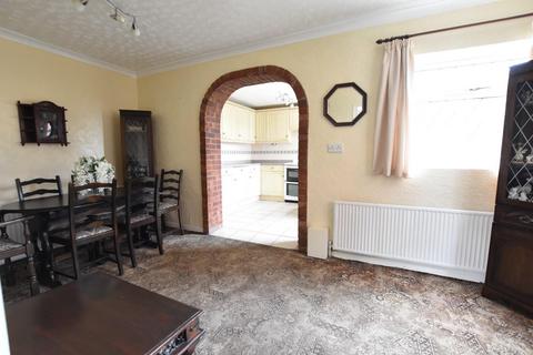 3 bedroom semi-detached house for sale, Brigg Road, Messingham, Scunthorpe