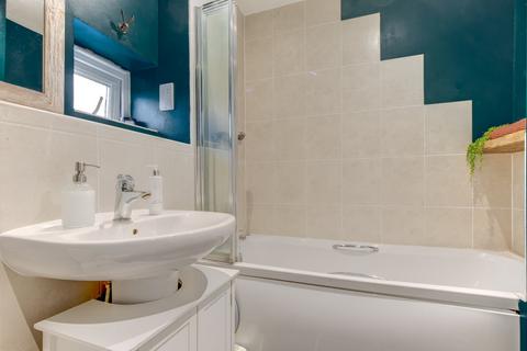 Apartment 2, Queens Court Queen Street, Astwood Bank, Redditch, B96 6BT