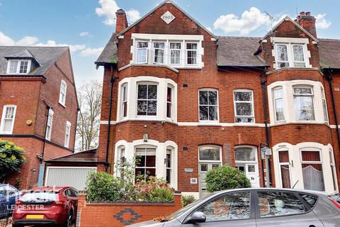 8 bedroom end of terrace house for sale, Westcotes Drive, Leicester