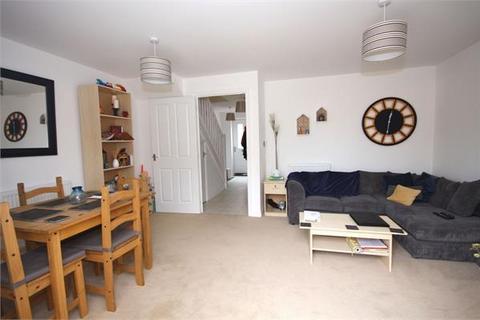 2 bedroom end of terrace house to rent, Colonel Way, Colchester, Essex