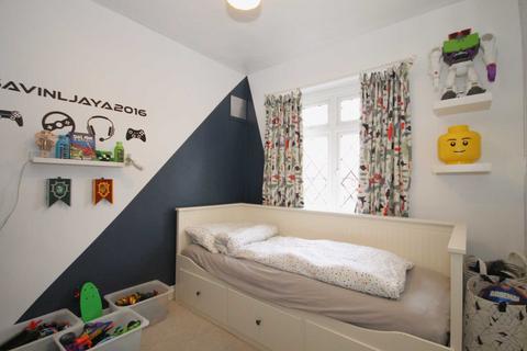 123a Tudor Drive, Morden, SM4 4PL