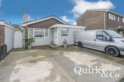 2 bedroom detached bungalow for sale, Normans Road, Canvey Island, SS8