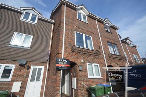 4 bedroom townhouse to rent, Berkeley Close, SOUTHAMPTON SO15