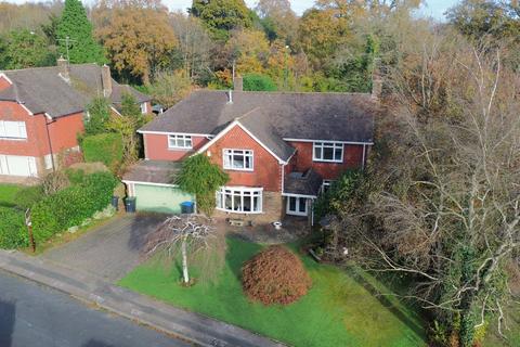 4 bedroom detached house for sale, Wythwood, Haywards Heath, RH16