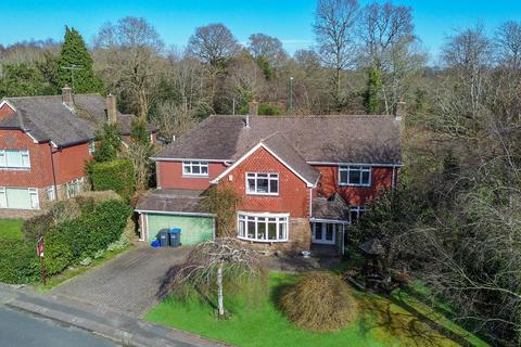 4 bedroom detached house for sale, Wythwood, Haywards Heath, RH16