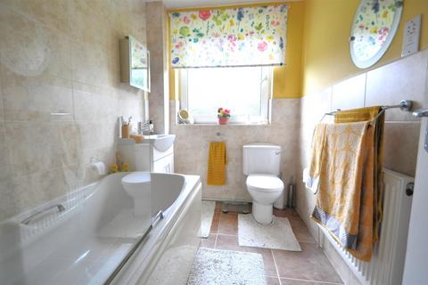 95 Haslemere Road, Bexleyheath, DA7 4NF