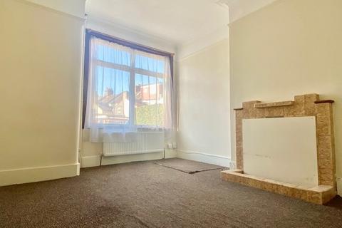 2 bedroom terraced house to rent, Glebe Road, Gravesend, Kent, DA11 8RP