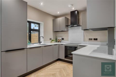 3 bedroom apartment for sale, Wentworth Park, London,, N3