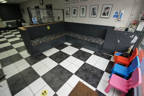 Hairdresser and barber shop to rent, Whitby Road, Ellesmere Port, Cheshire. CH65