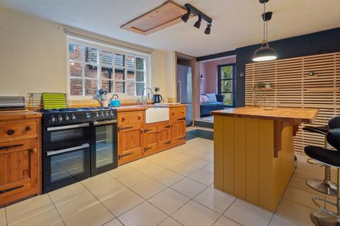 4 bedroom townhouse for sale, South Street, Caistor, Market Rasen, Lincolnshire, LN7