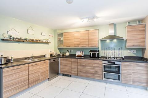 4 bedroom detached house for sale, Thistle Drive, Desborough