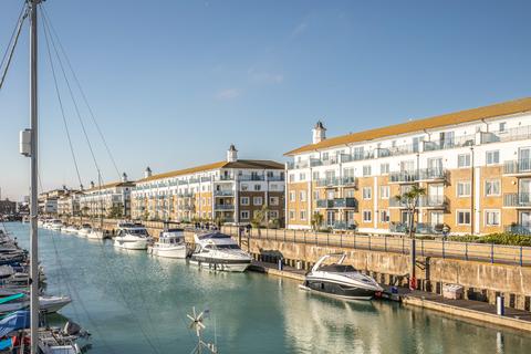 3 bedroom apartment for sale, The Strand, Brighton Marina Village, BN2 5WH