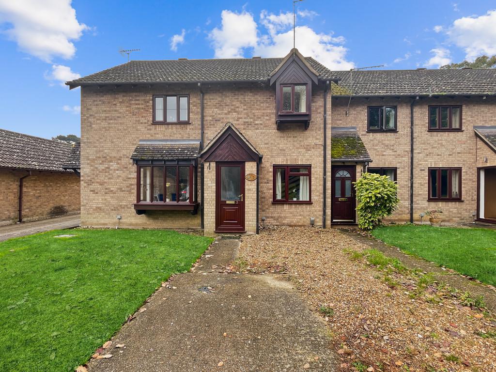Kingfisher Close, Cambridge CB22 2 bed terraced house to rent £1,350