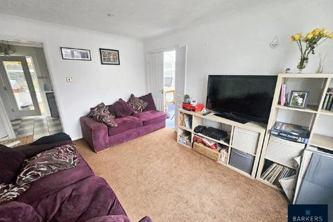 2 bedroom semi-detached house for sale, Lansdowne Close, Batley