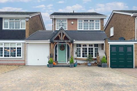 3 bedroom detached house for sale, Penk Drive, Burntwood, WS7 9JT