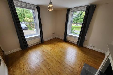 3 bedroom detached house to rent, Northcote Road, Bristol BS16