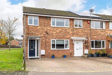 3 bedroom end of terrace house for sale, Lothian Close, Milton Keynes