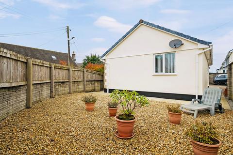 13a Pendrea Park, North Roskear, Camborne, TR14 8PH