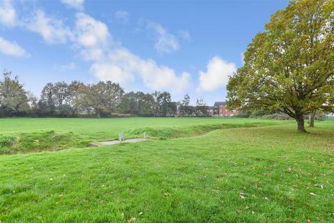 3 bedroom terraced house for sale, Otterden Close, Ashford, Kent